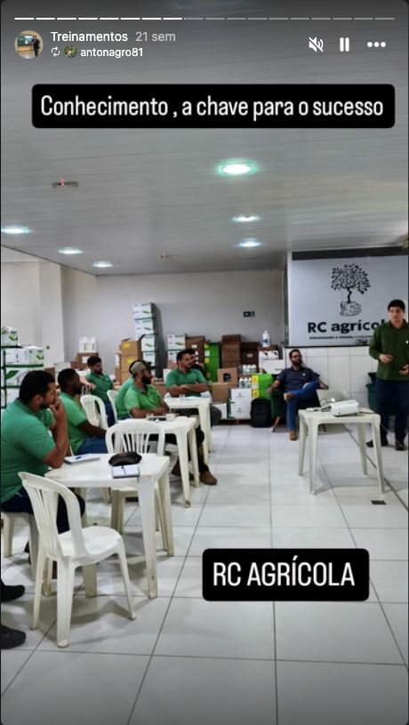 Registro do Instagram de um treinamento em sala na RC Agrícola.